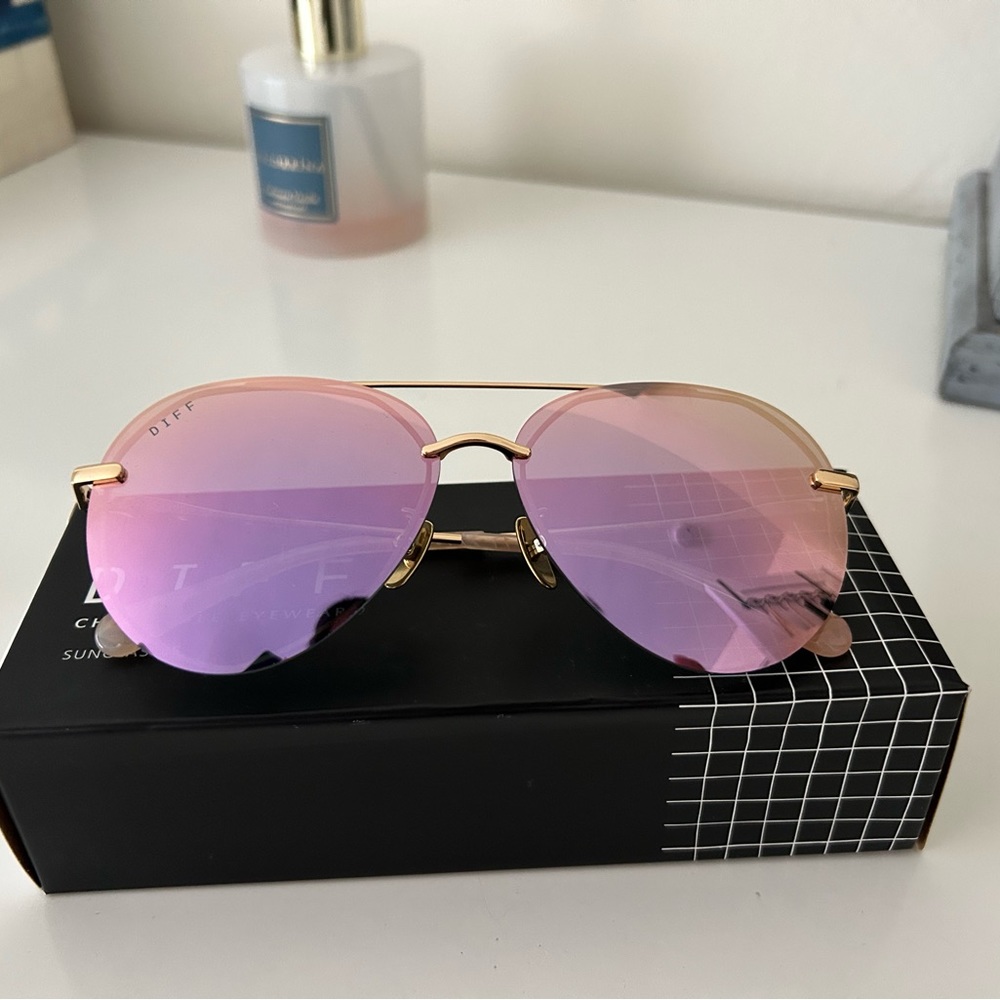 Brand new never worn DIFF sunglasses
